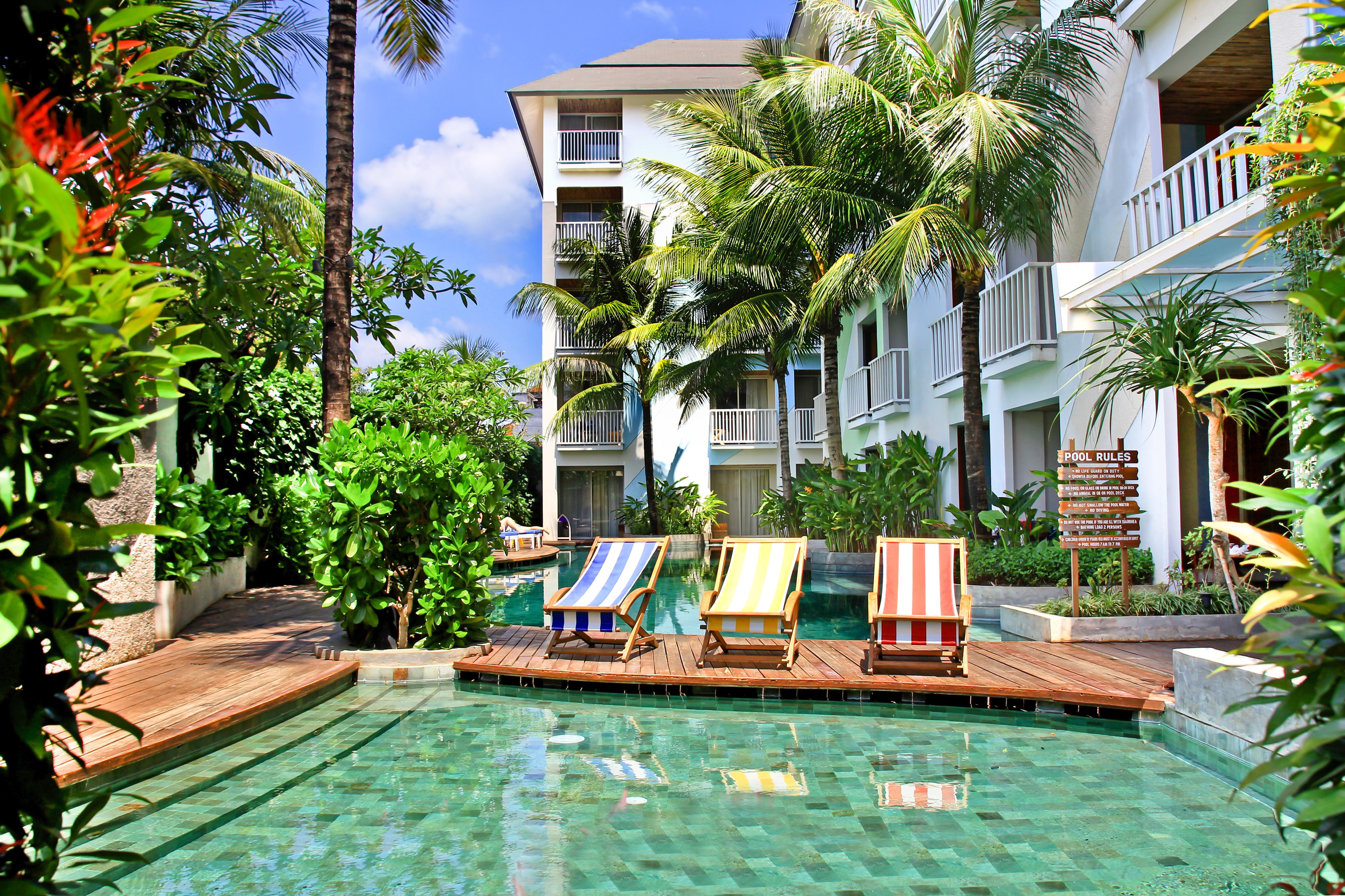 Bliss Surfer Hotel By Tritama Hospitality Legian  Exterior photo