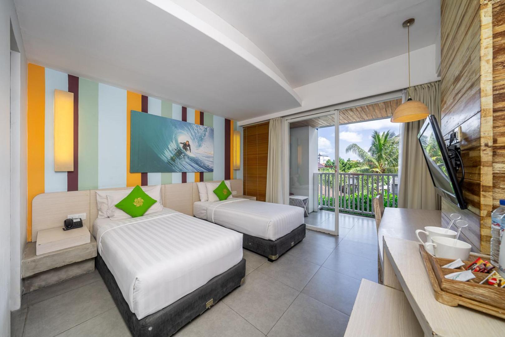 Bliss Surfer Hotel By Tritama Hospitality Legian  Exterior photo