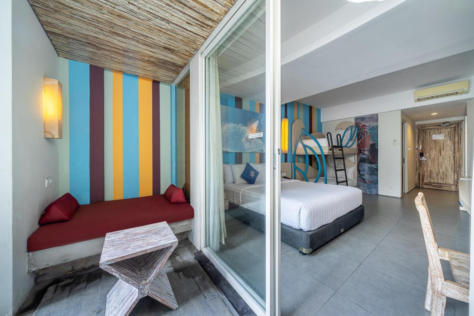 Bliss Surfer Hotel By Tritama Hospitality Legian  Exterior photo