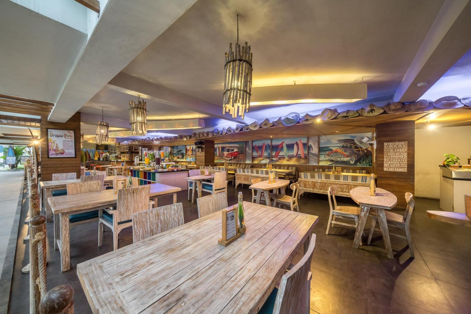 Bliss Surfer Hotel By Tritama Hospitality Legian  Exterior photo