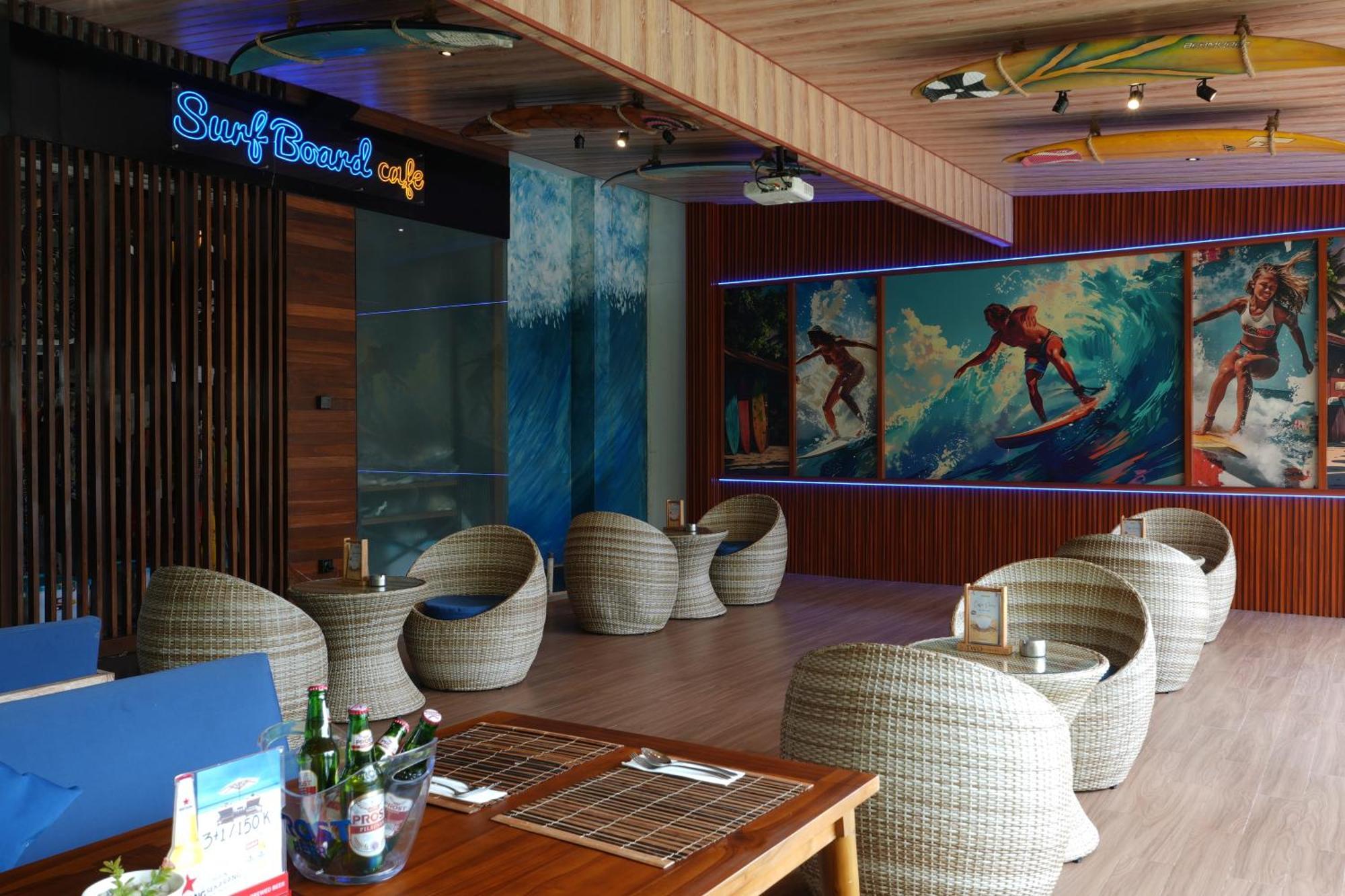 Bliss Surfer Hotel By Tritama Hospitality Legian  Exterior photo