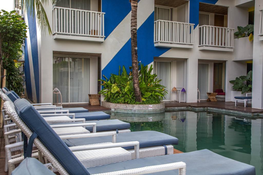 Bliss Surfer Hotel By Tritama Hospitality Legian  Exterior photo